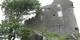 Замок Дантрун, Аргайл, Шотландия