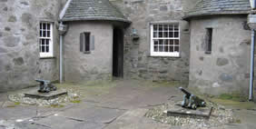 Замок Дантрун, Аргайл, Шотландия