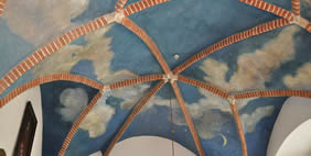 Կոլեգիում Մայուս, Կրակով, Լեհաստան